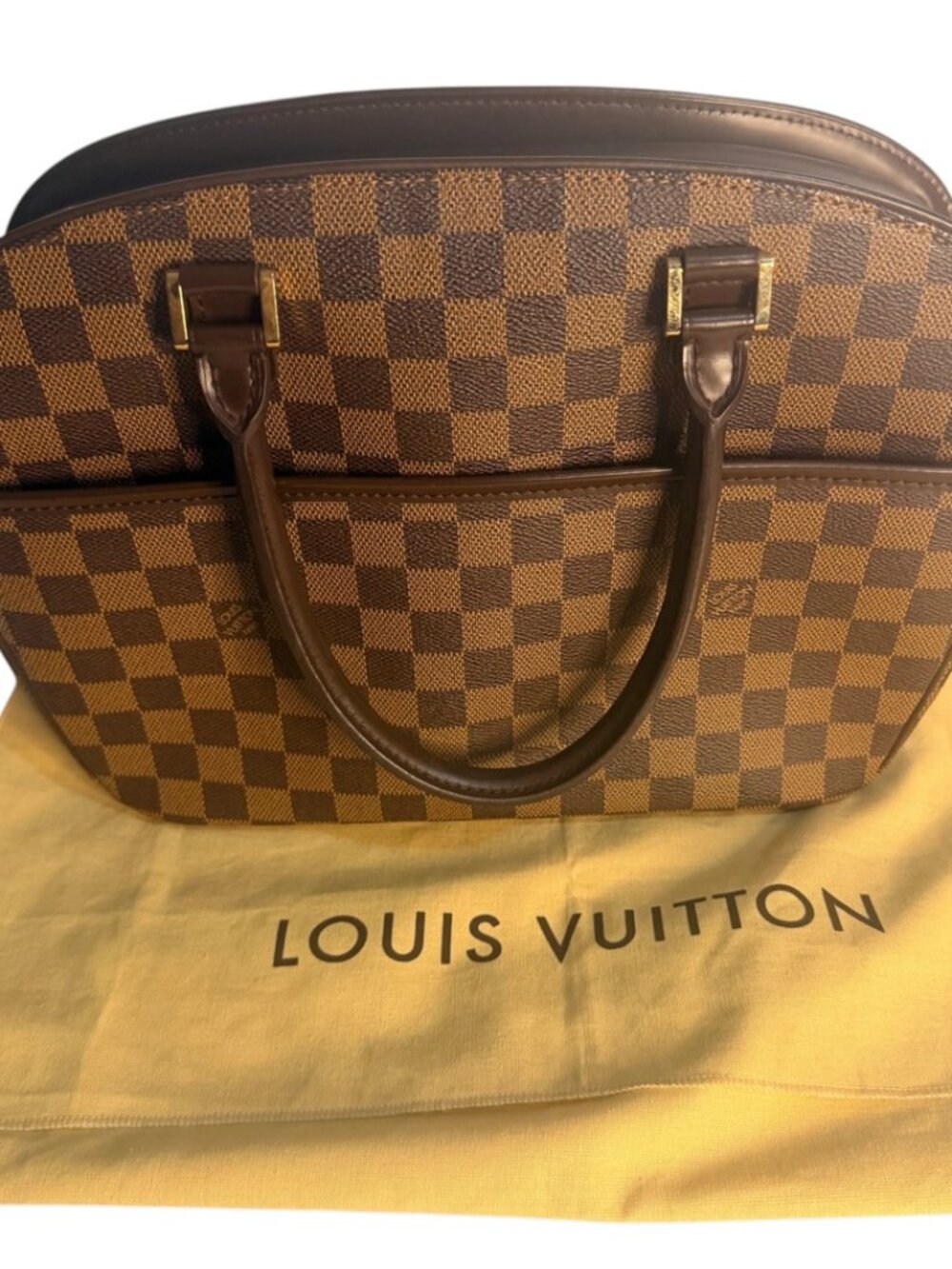 Authentic Louis Vuitton Damier Saria Handbag, LV dust bag & box - Picture 5 of 11